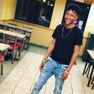 Meet your Posher, Robert